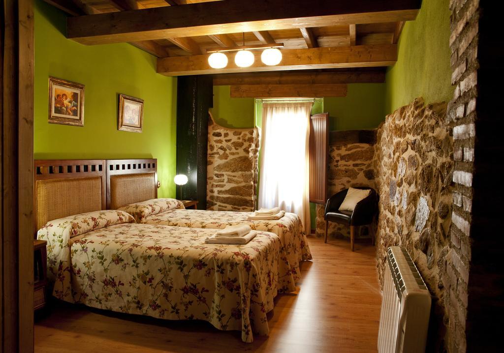 Casa Rural Arbequina-Piscina Natural A 100 Metros Casas del Monte Phòng bức ảnh